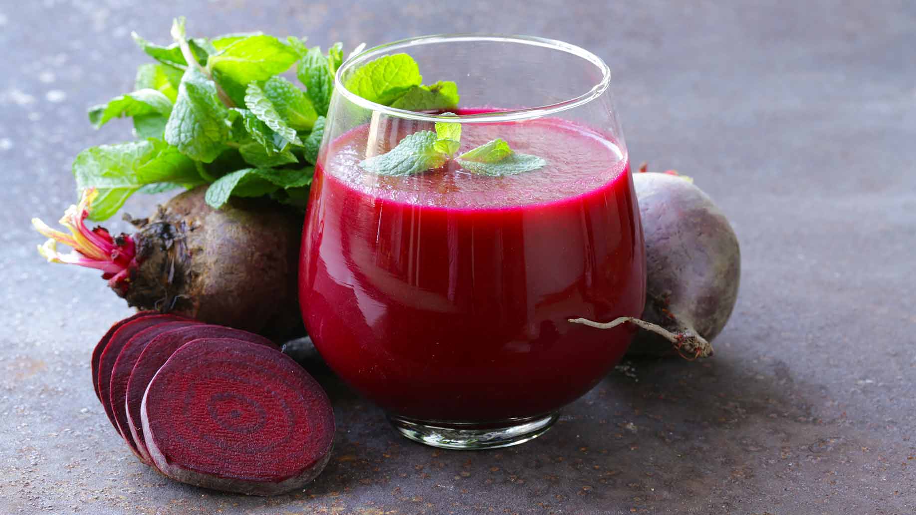 beets radishes fresh raw juice natural remedy to lower high blood pressure hypertension