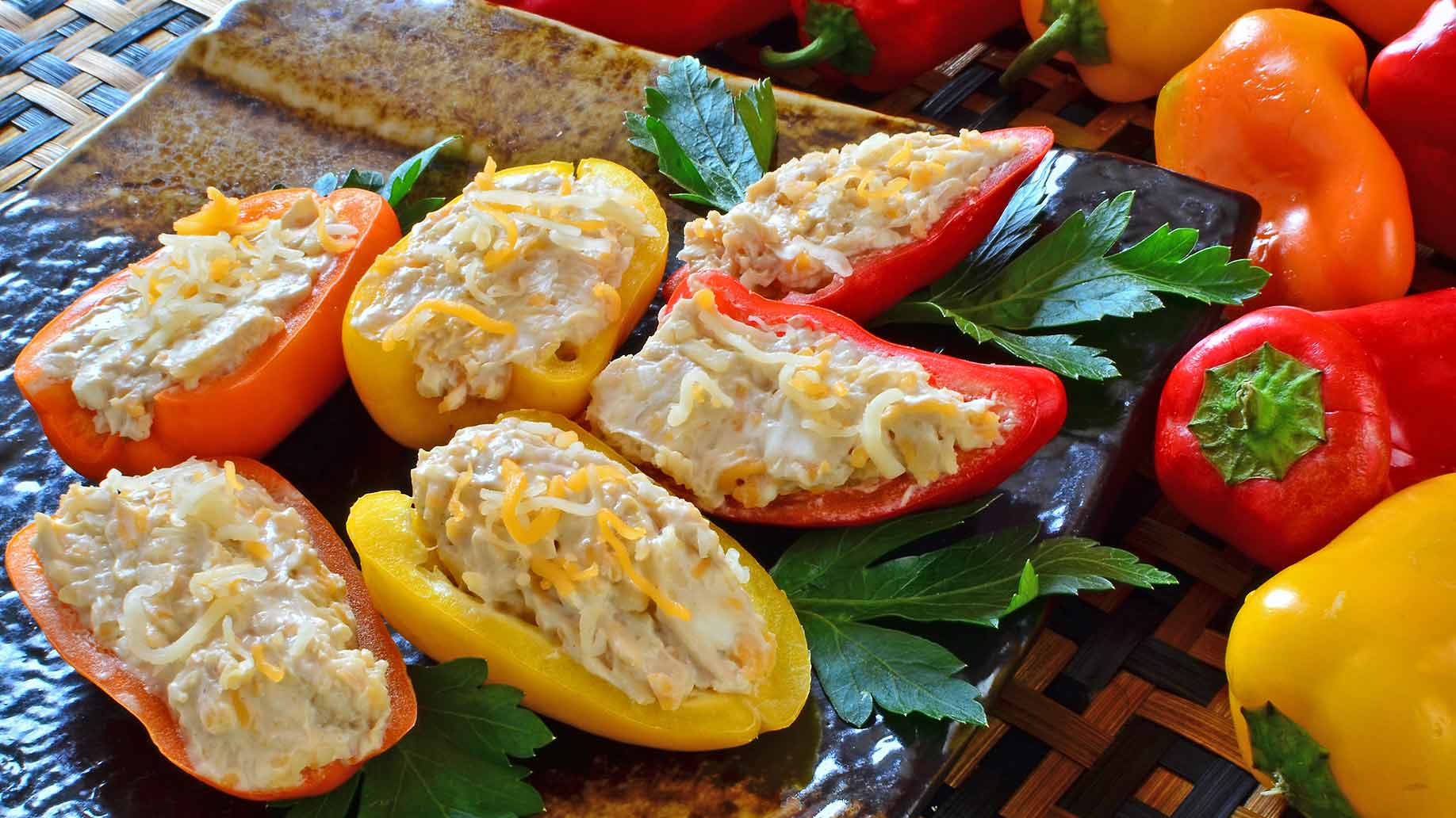 mini stuffed peppers cheese spinach brown rice healthy snacks ideas