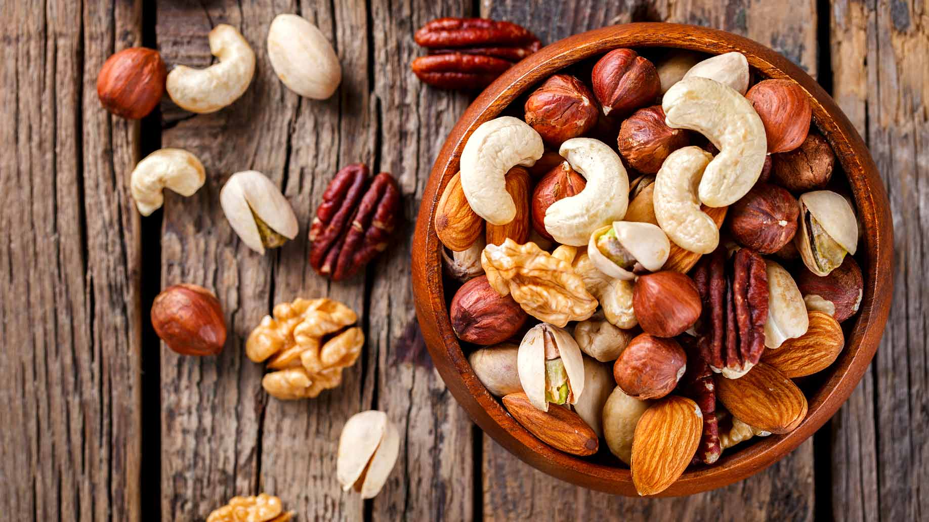 spicy mixed nuts pecans walnut cashew healthy snacks