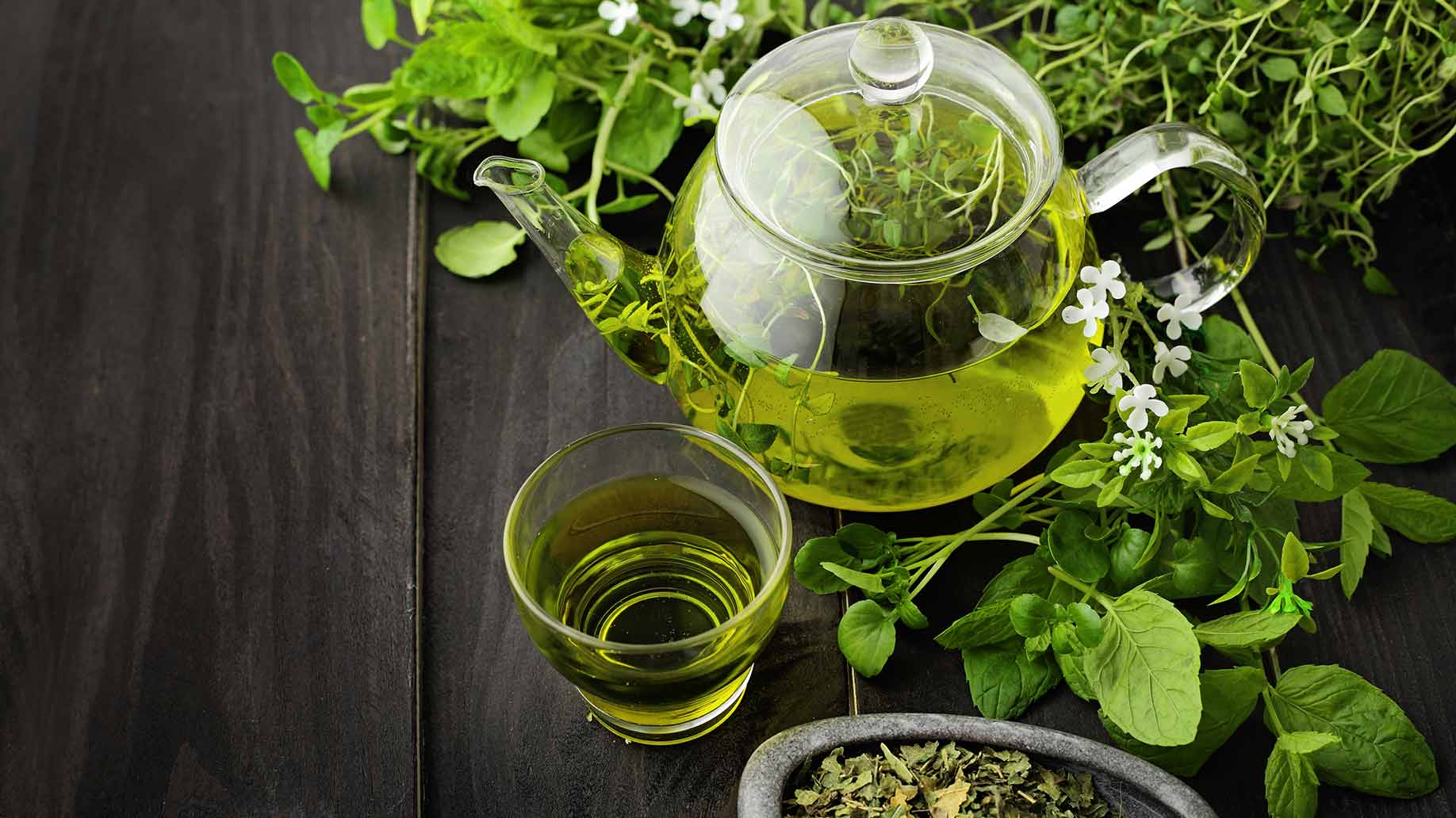 high cholesterol green tea leaves heart health natural remedies