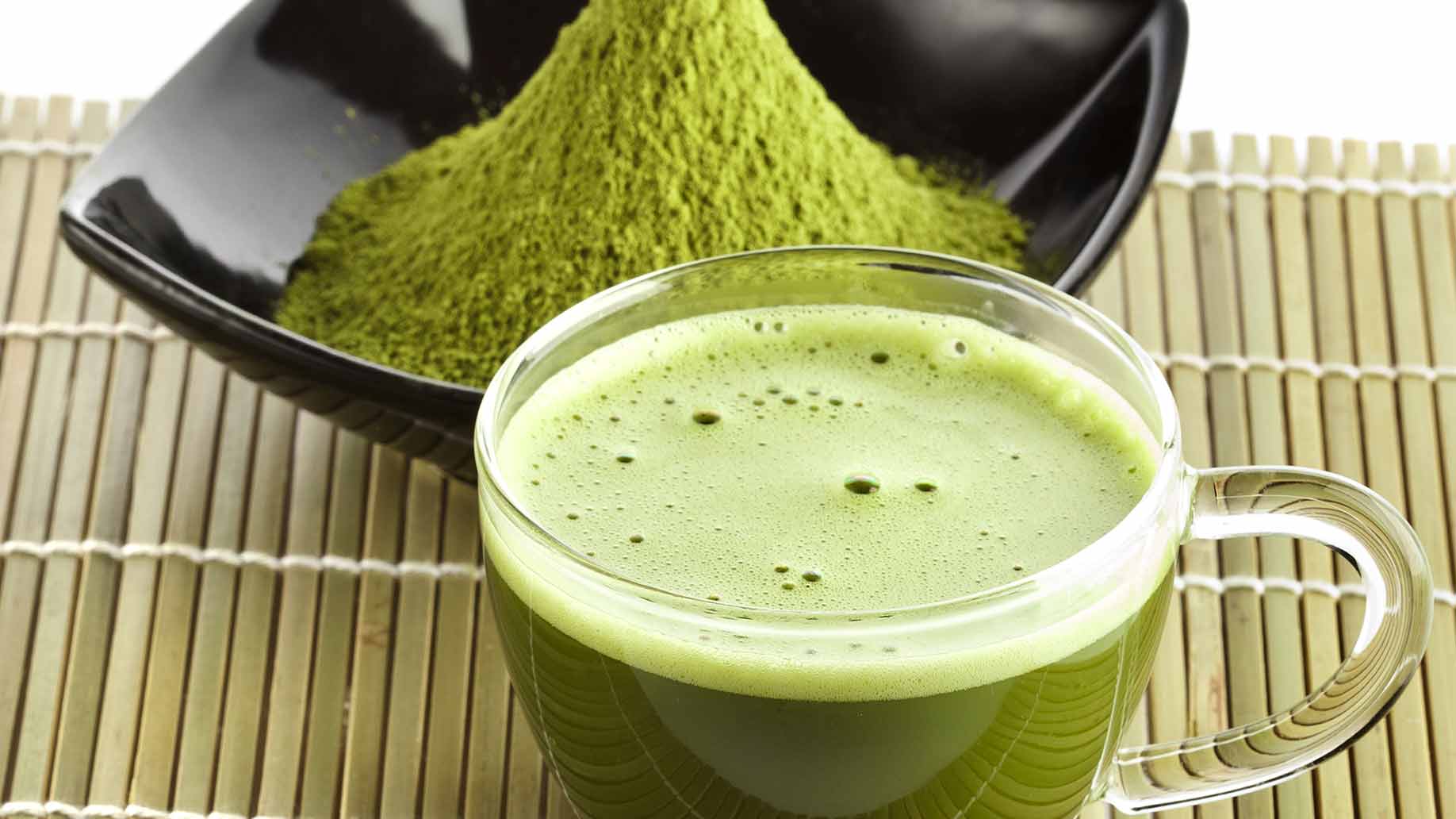 green tea matcha fresh powder drink