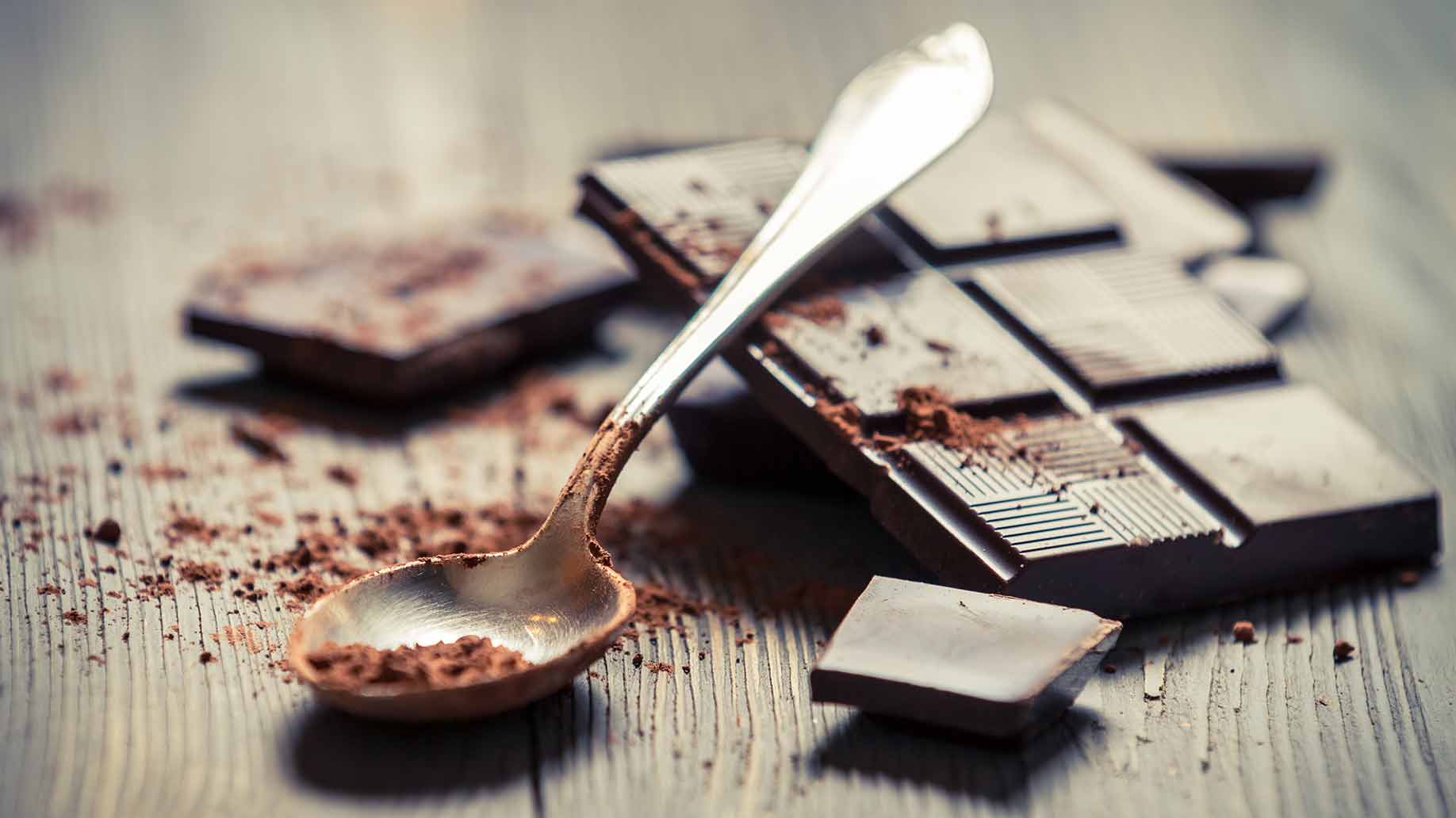 dark chocolate antioxidant health benefit flavonol cocoa anti-inflammatory