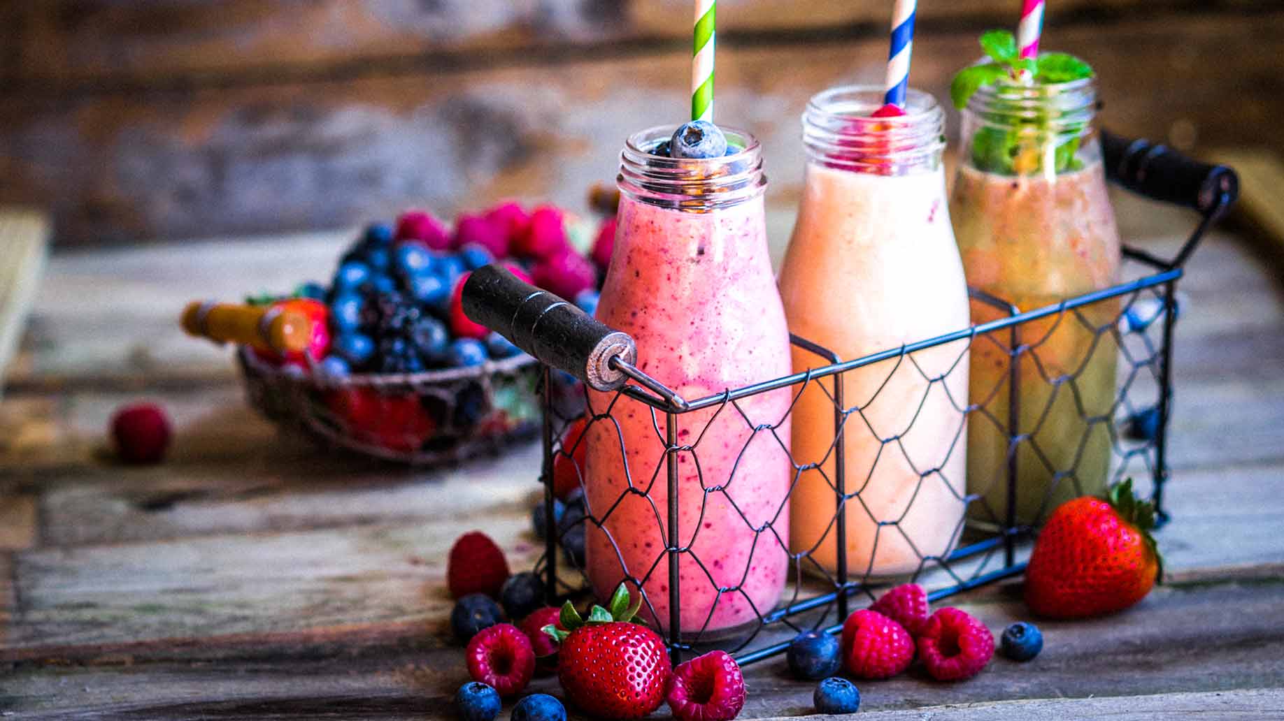 detox for the body fruit juices and smoothies fresh berries