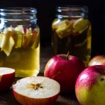 apple cider vinegar organic fresh apples headaches migraines natural remedies