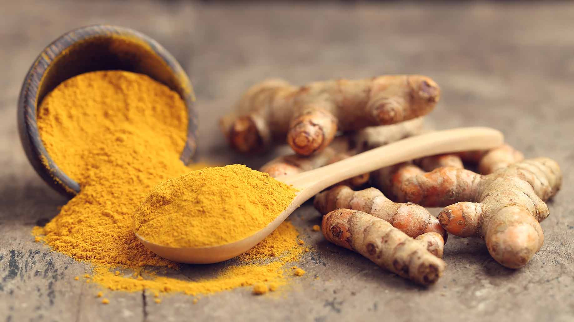 turmeric curcumin yellow orange spice powder root natural health benefits remedies
